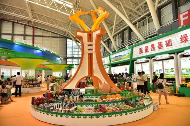 牛羊肉产业大会暨第三届包头绿色农畜产品博览会新闻发布会今日召开